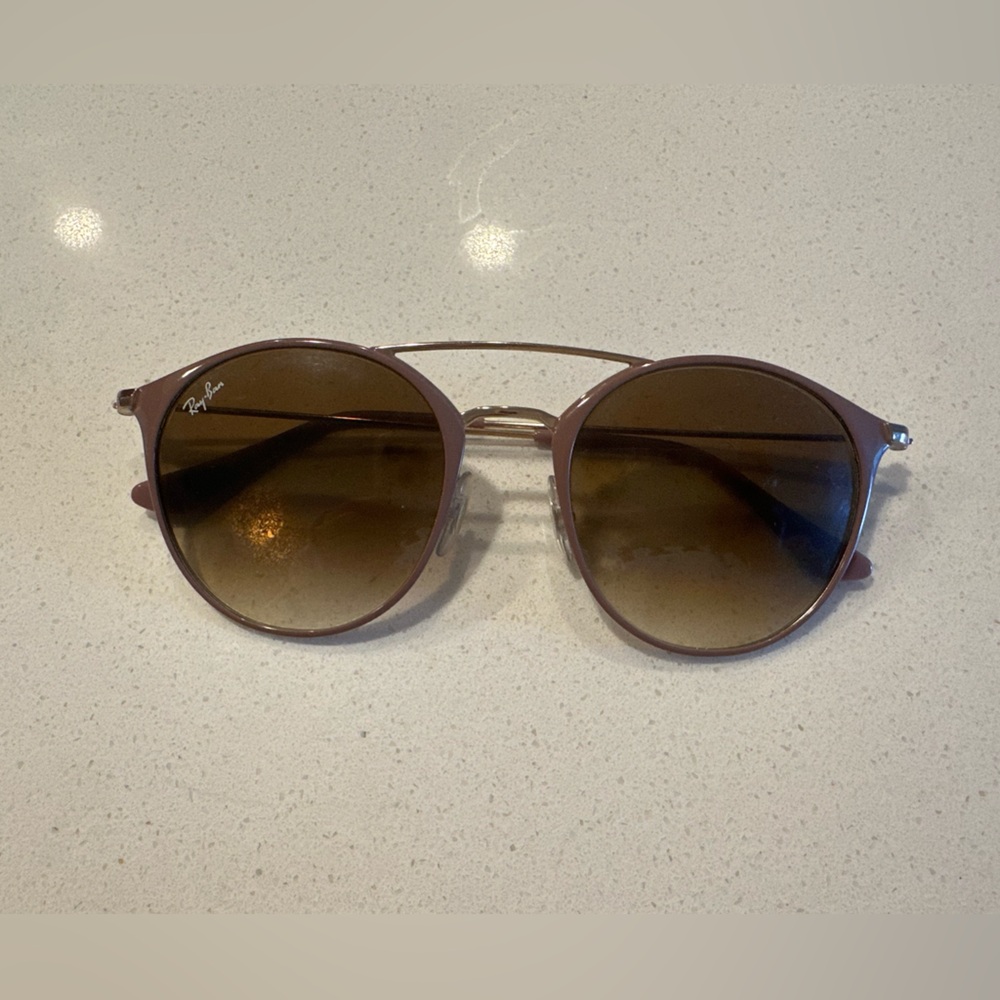 Ray-Ban Round Sunglasses in Brown (purple frame)